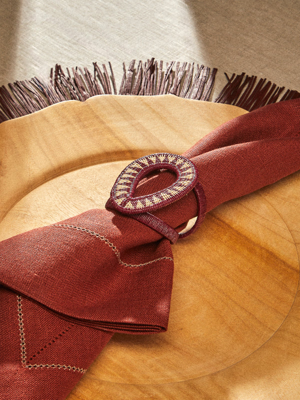 CasaLatina - Gota Handwoven Werregue Palm Napkin Rings (Set of 4) - Burgundy - ABASK