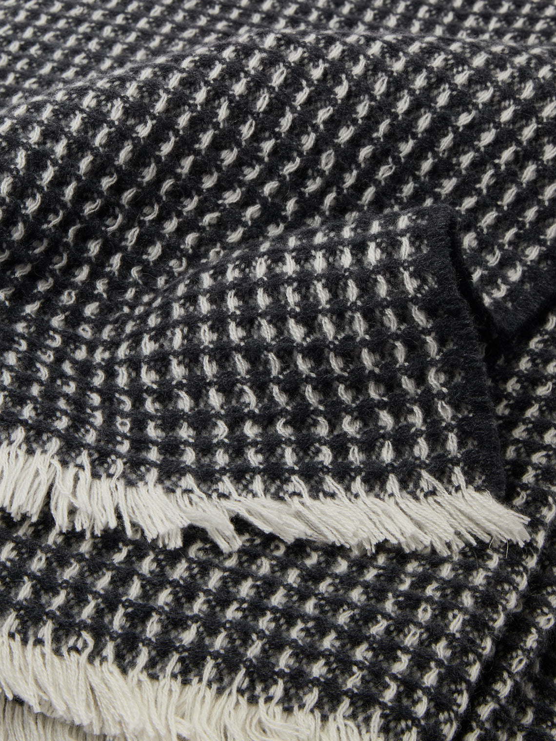 Alonpi - Sasha Cashmere Waffle Throw (75in/1.9m) - Cream - ABASK