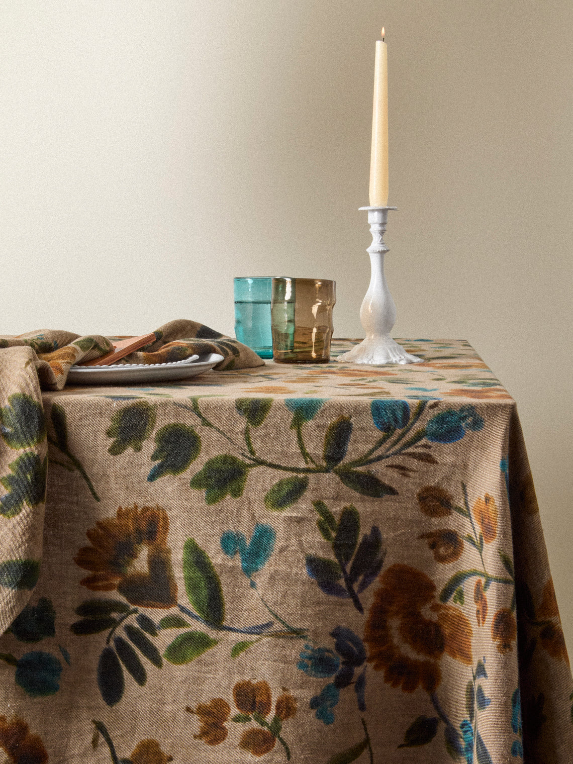 The House of Lyria - Linen Rectangular Tablecloth (138in/3.5m) - Multiple - ABASK