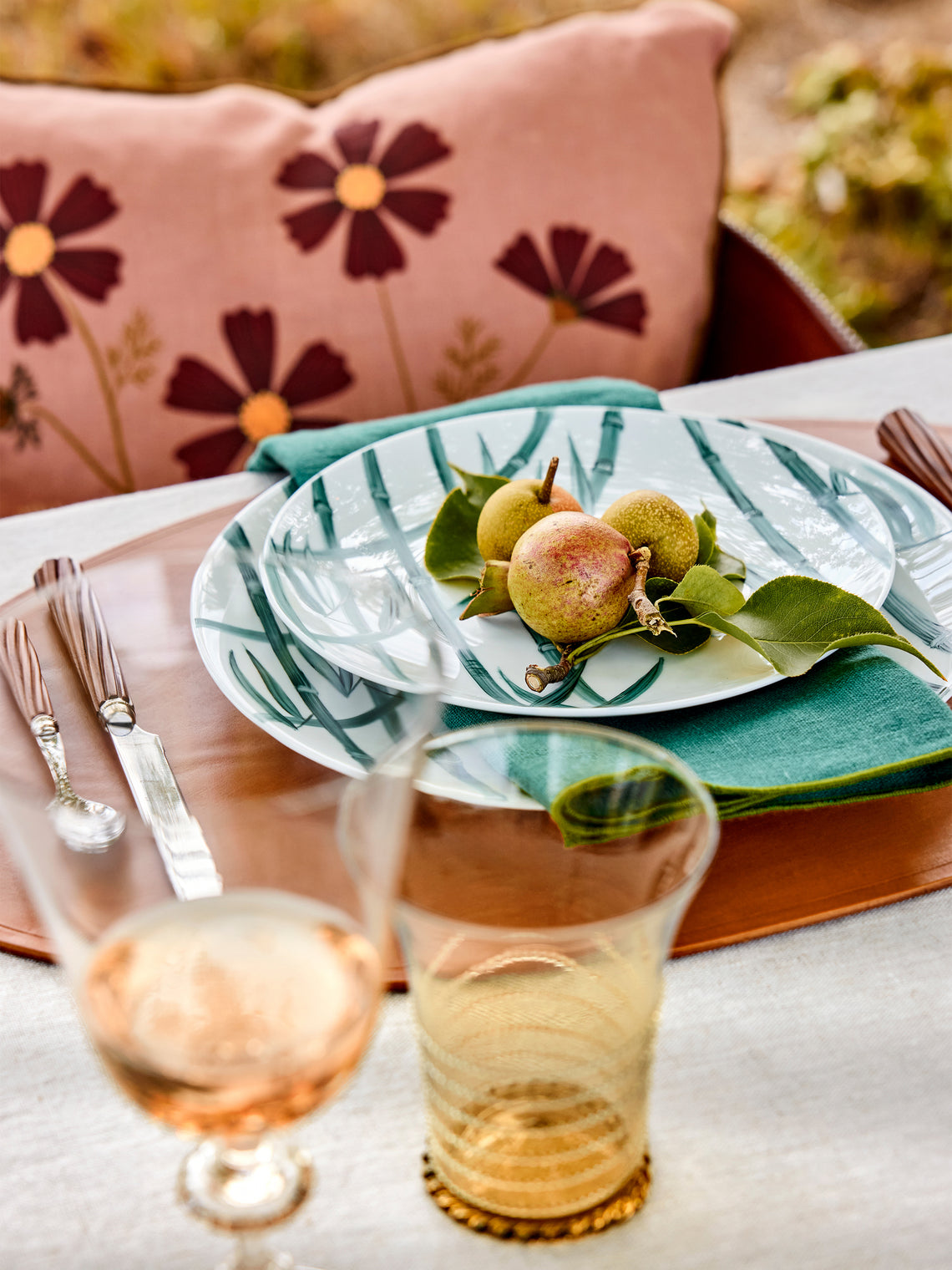Marie Daage - Jardin d'Arashiyama Hand-Painted Porcelain Salad / Dessert Plate (8in/21cm) - White - ABASK