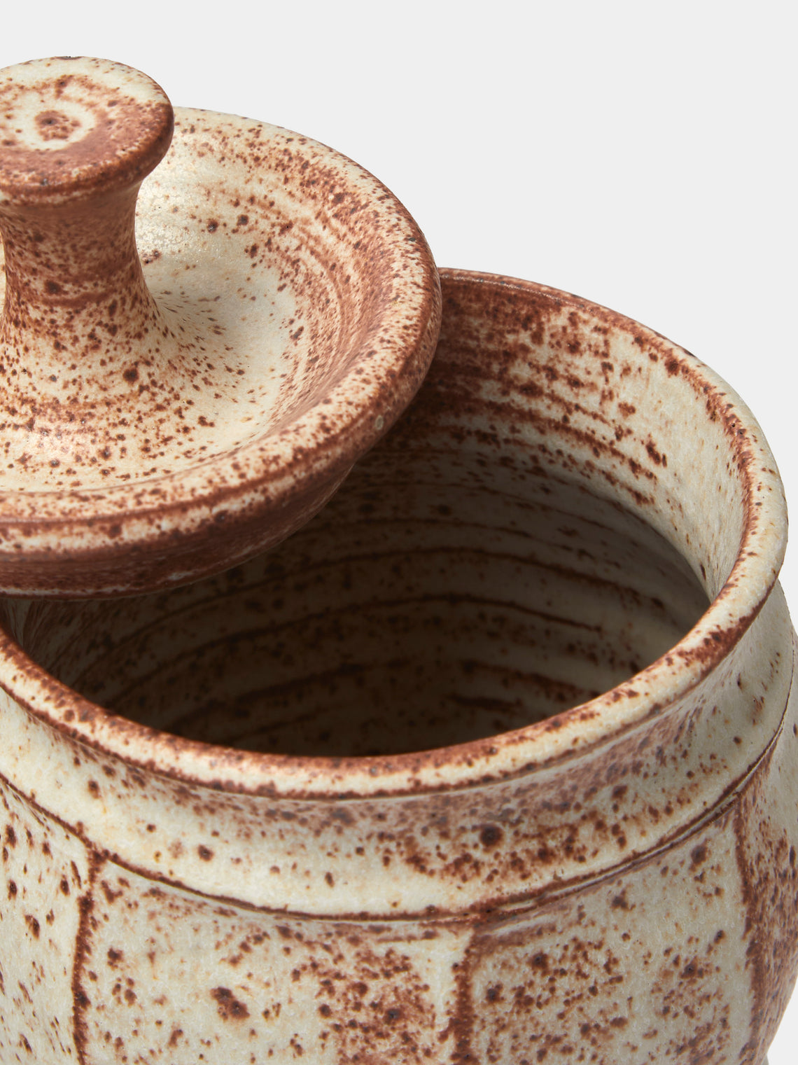 Adam Ross - Hand-Thrown Ceramic Faceted Lidded Jar - Beige - ABASK