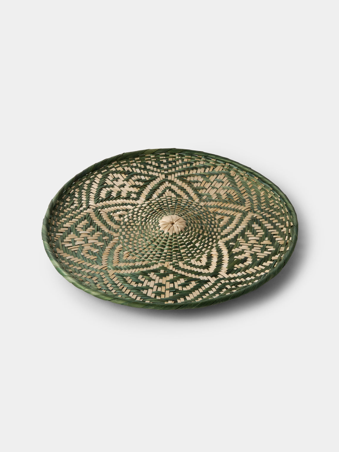 CasaLatina - Liliana Handwoven Tetera Palm Charger Plates (Set of 4) - Black - ABASK