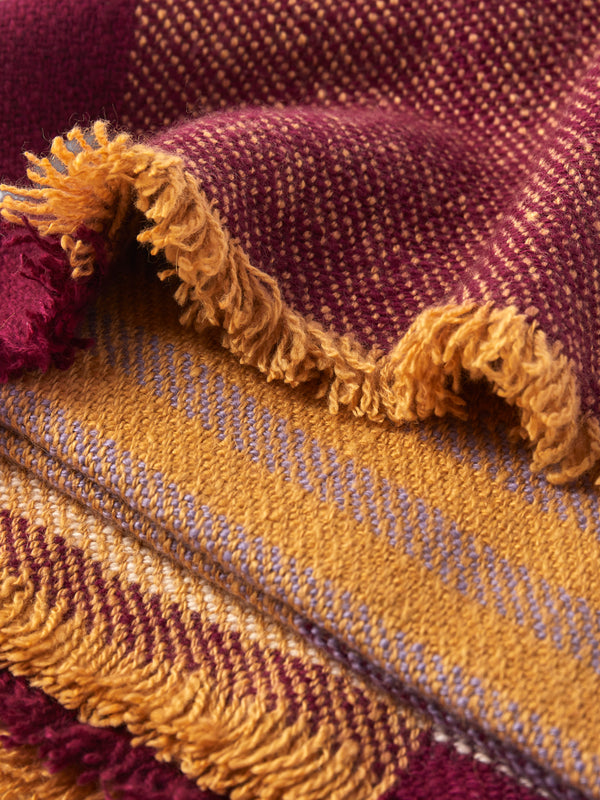 Me & K - Srinagar Cashmere Tartan Throw (75in/1.9m) - Red - ABASK