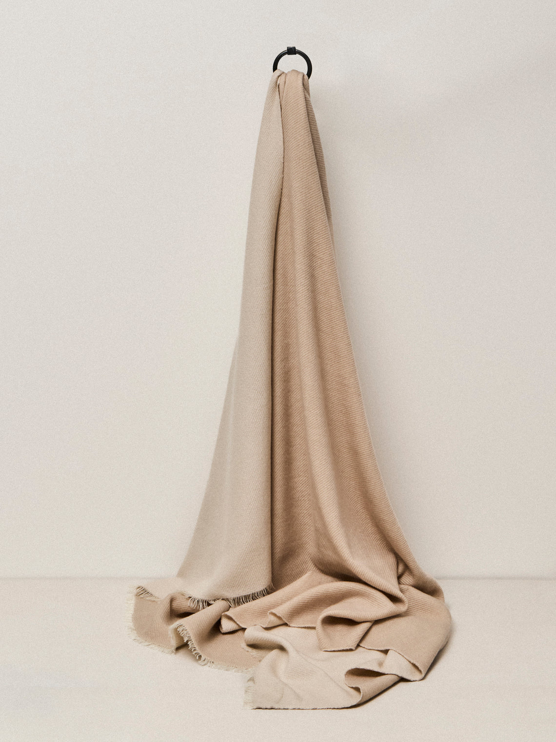 Denis Colomb - Cashmere Reversible Throw (79in/2m) - White - ABASK