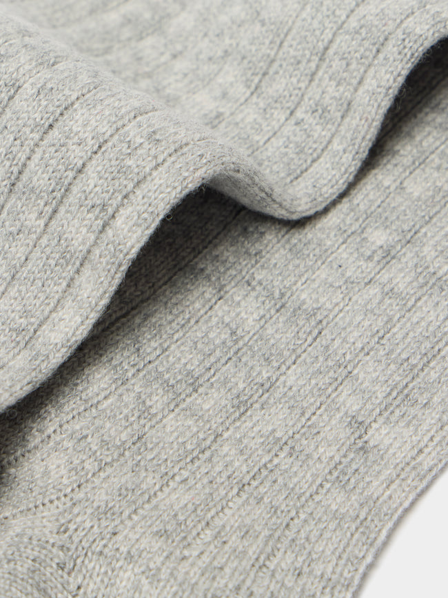 Maria La Rosa - Women's One Cashmere Mid-Calf Socks | One Size - Taupe - ABASK