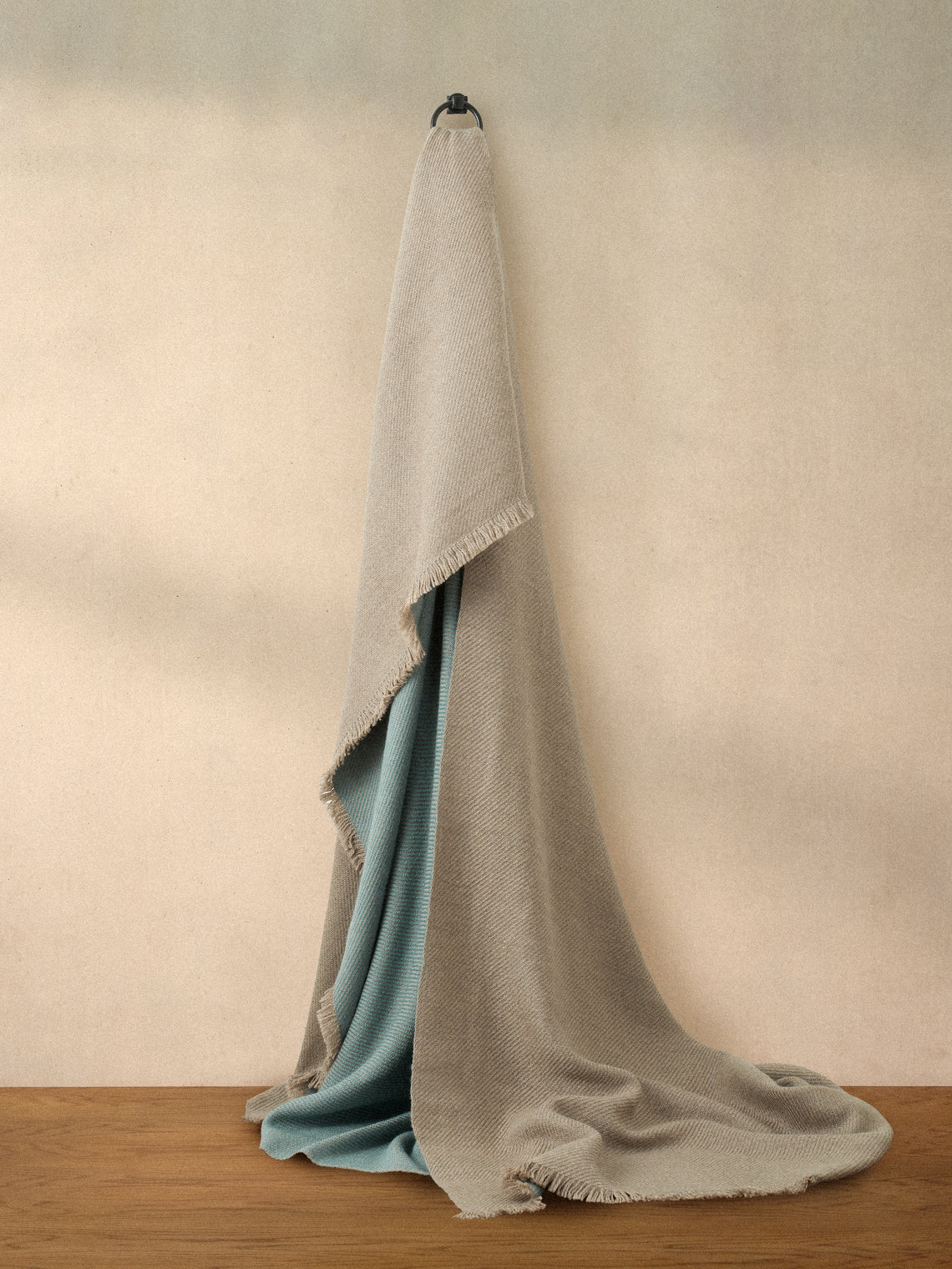 Me & K - Reversible Merino Wool and Cashmere King-Size Blanket (106in/2.7m) - Blue - ABASK