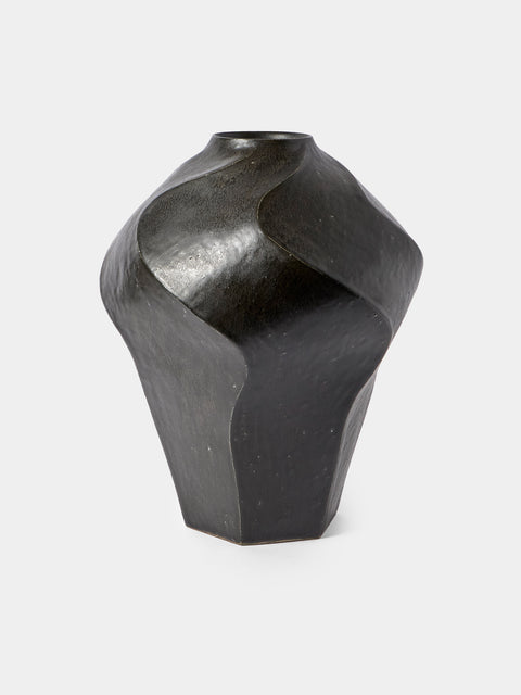 Lee Song-am - Black Clay Vase (13.5in/34cm) - Black - ABASK - 