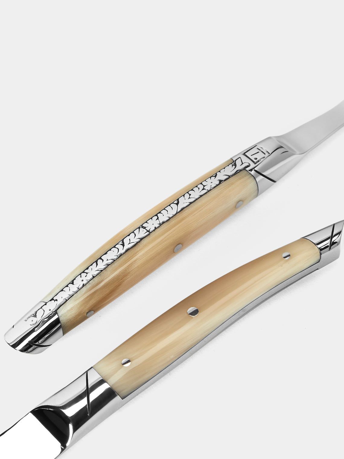 Goyon-Chazeau - Le Thiers Prestige Flammée Blonde Horn Cheese Servers (Set of 2) - Brown - ABASK
