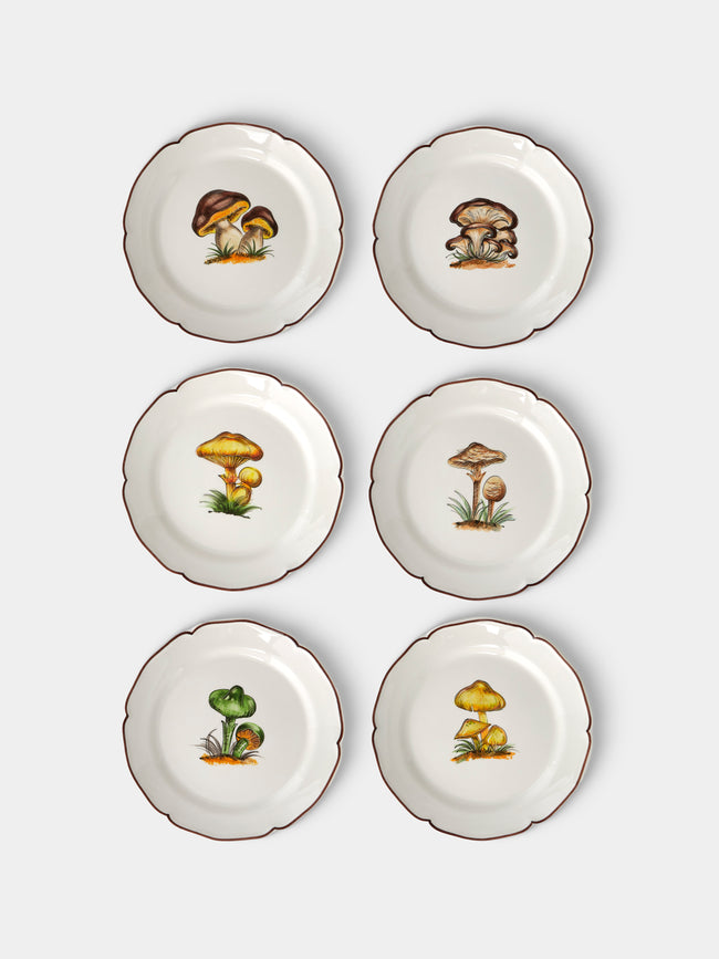Este Ceramiche - Bristol Mushrooms Hand-Painted Ceramic Dessert Plates – 8in/21cm (Set of 6) - White - ABASK 