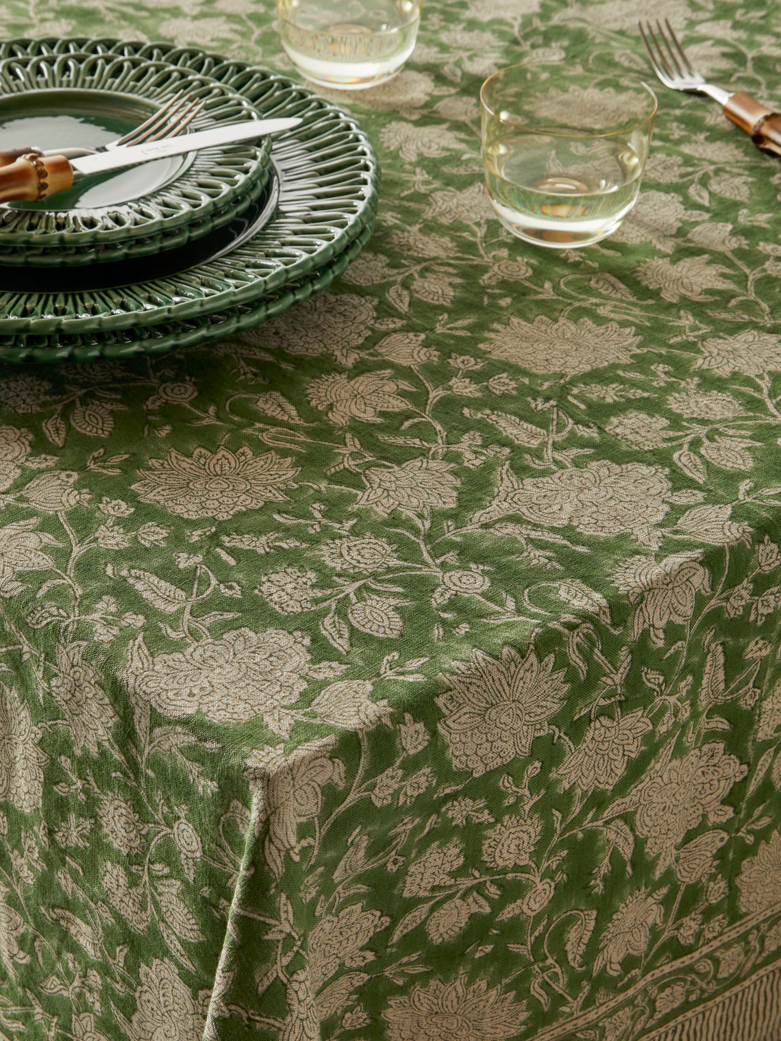 Chamois - Parrot Block-Printed Linen Rectangular Tablecloth (106.5in/2.7m) - Green - ABASK