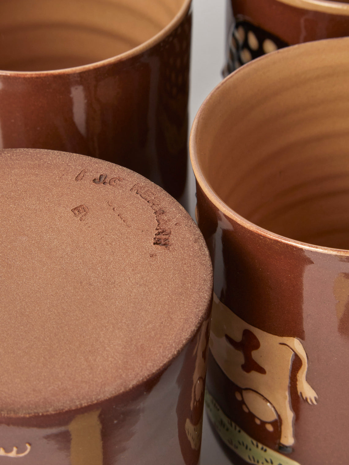 Poterie d’Évires - Animals Hand-Painted Ceramic Mugs (Set of 4) - Light Brown - ABASK