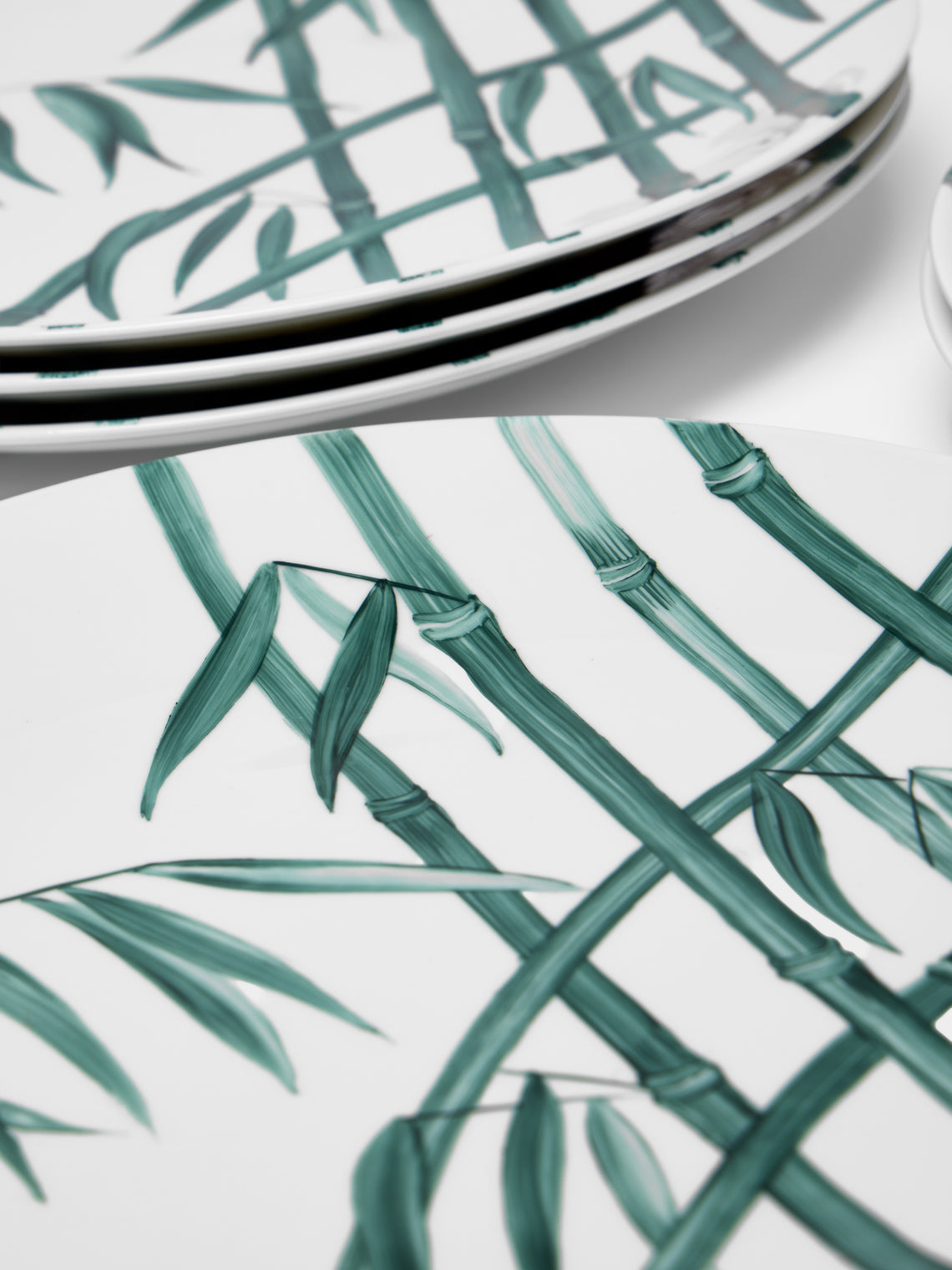 Marie Daage - Jardin d'Arashiyama Hand-Painted Porcelain Dinner Plate (10.5in/26.5cm) - White - ABASK