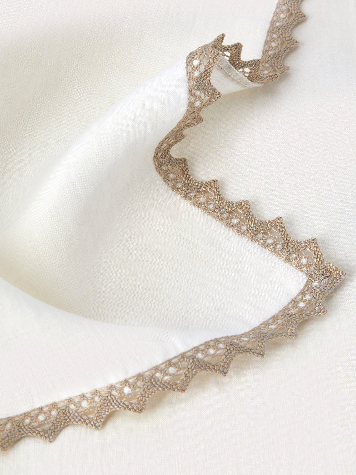 Borgo delle Tovaglie - Bagheria Embroidered Linen Square Tablecloth (98.5in/2.5m) - Ivory - ABASK