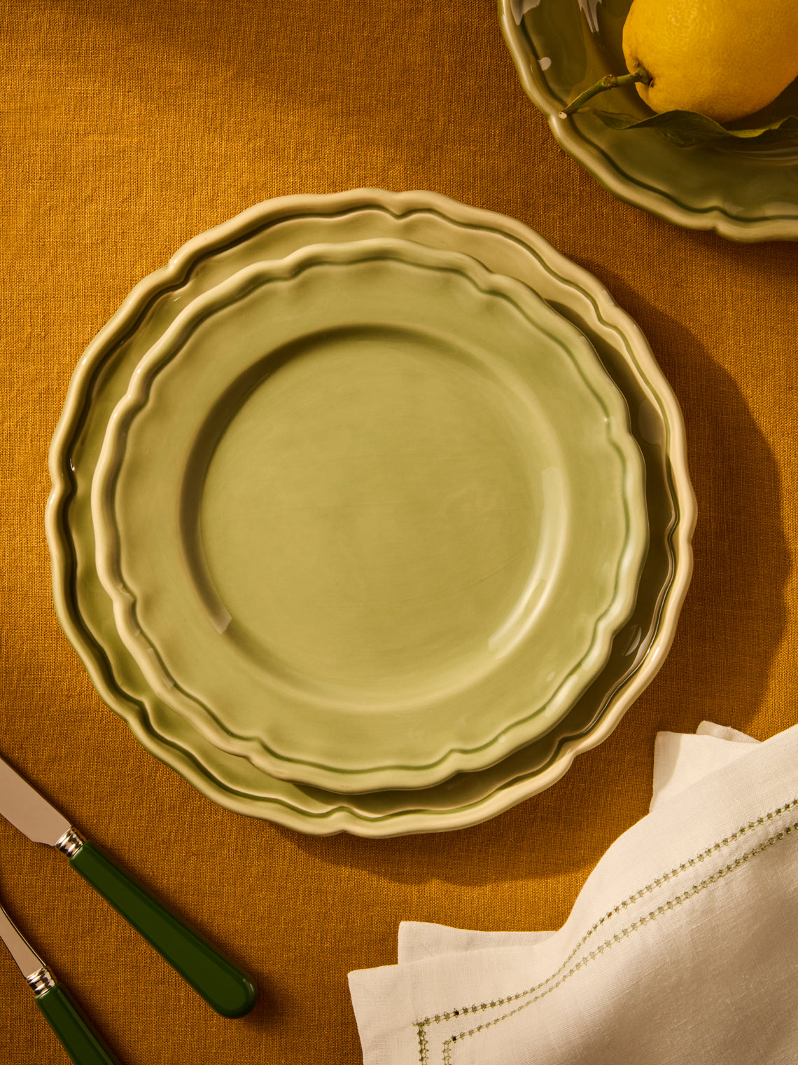 Maison Pichon Uzès - Provence Hand-Glazed Ceramic Side Plates – 9in/23cm (Set of 4) - Green - ABASK