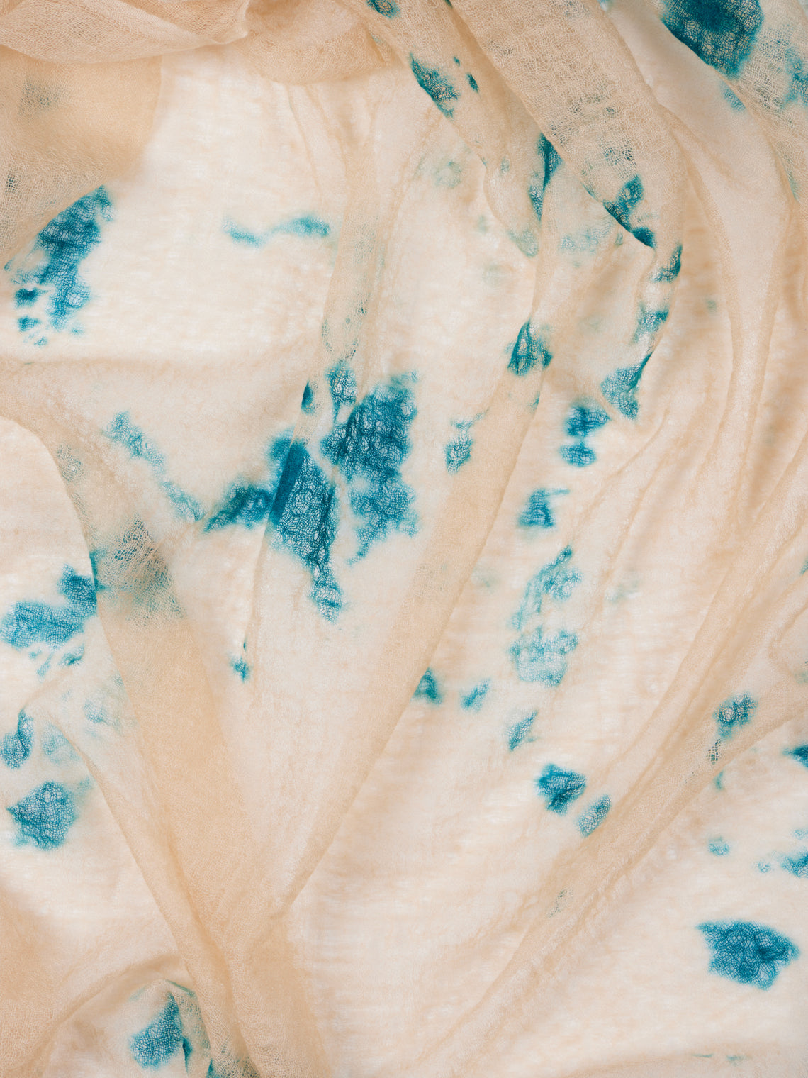 Suzusan - Shibori Cashmere Featherweight Shawl | One Size - Blue - ABASK