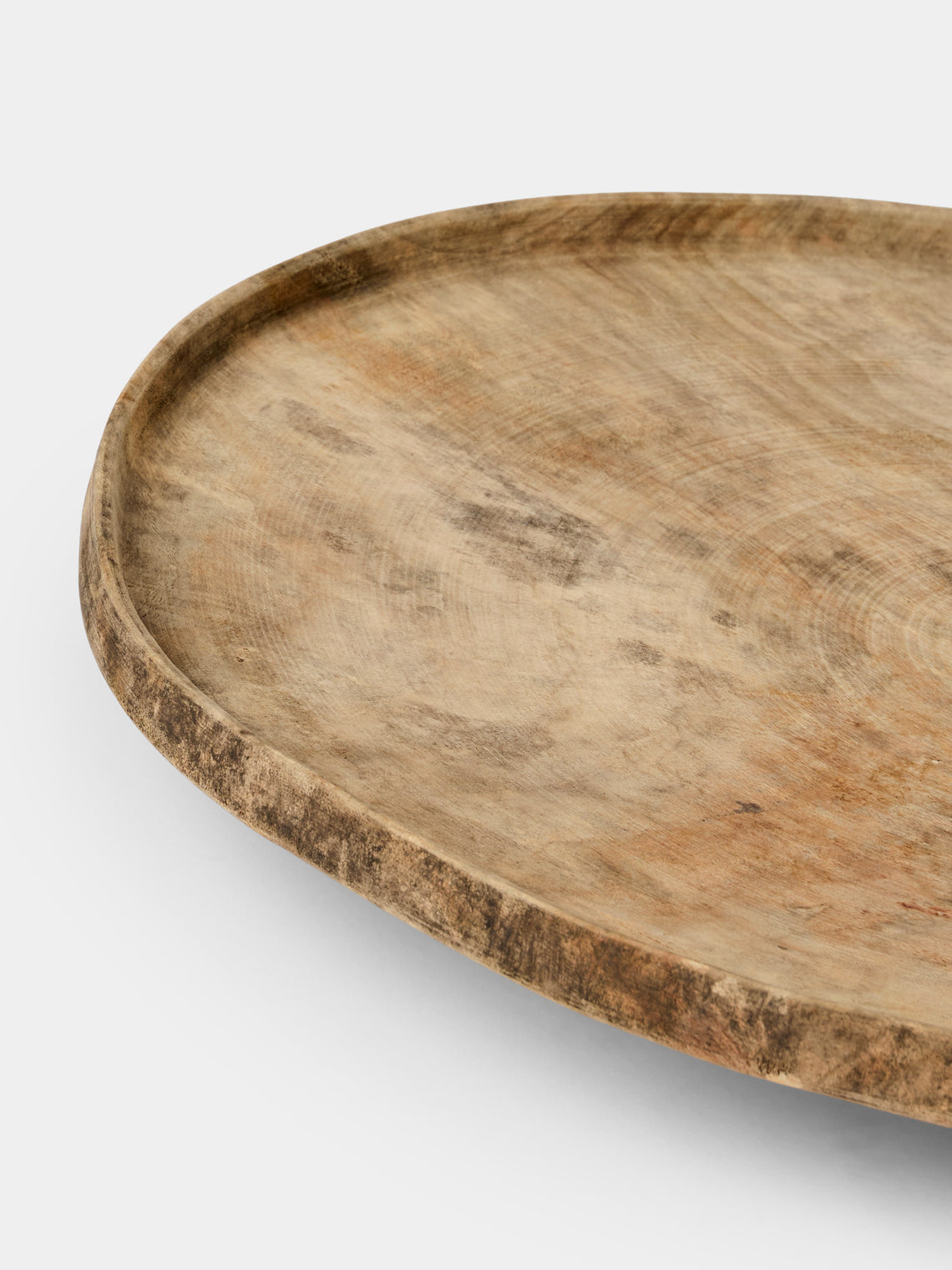 Iida Woodturning - Hand-Turned Camphor Earth-Finish Tray (17.5in/45cm) - Brown - ABASK