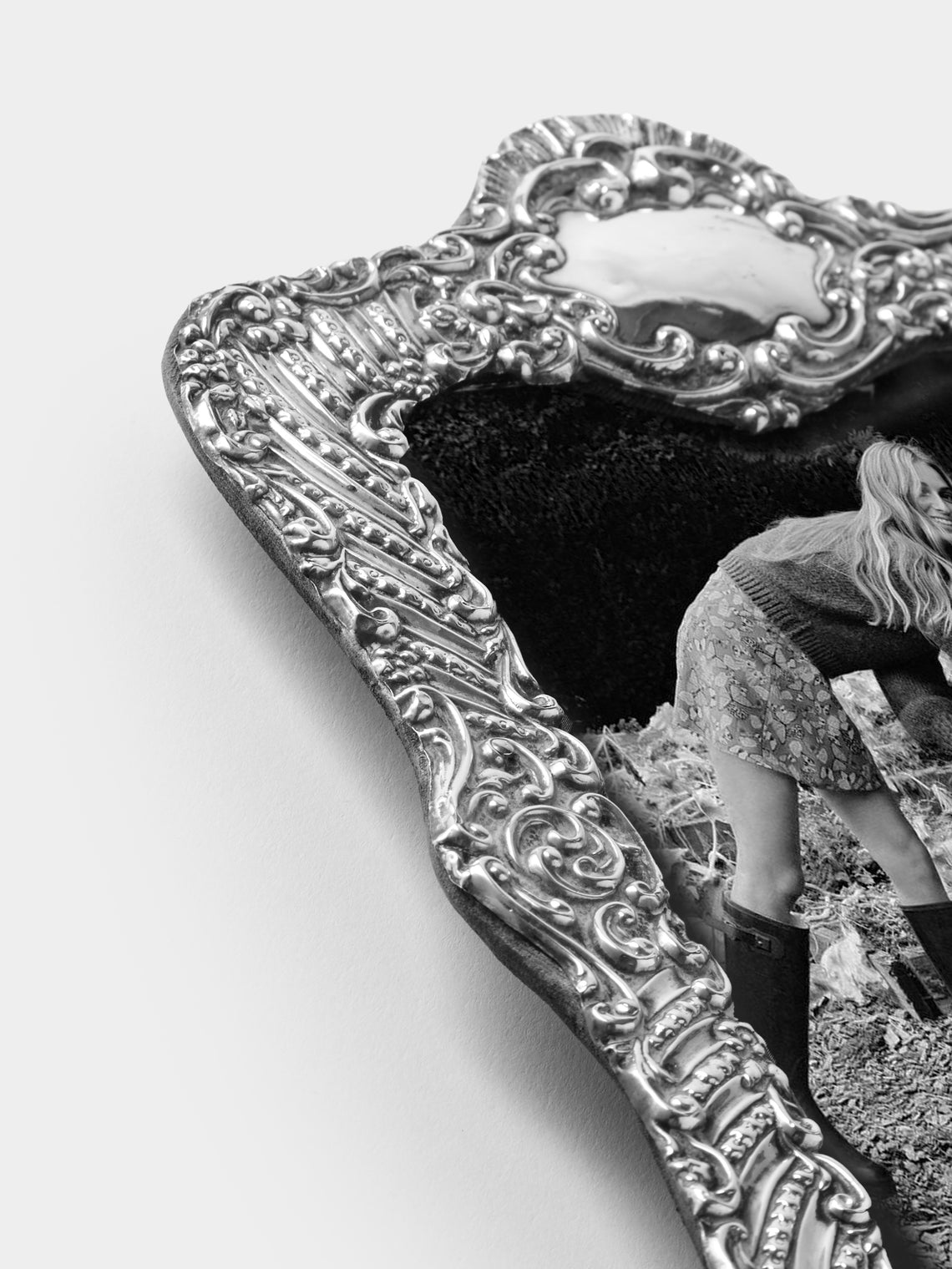 Antique and Vintage - 1901 British Chester Sterling Silver Photo Frame (4x6") - Silver - ABASK