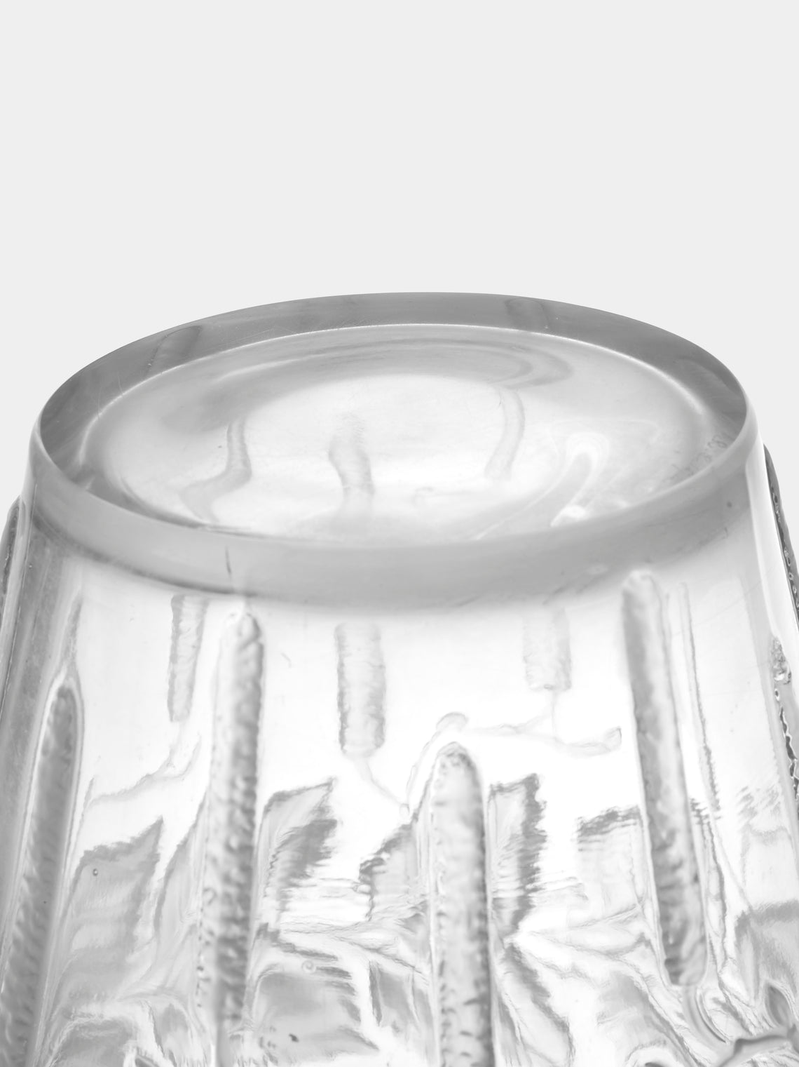 Antique and Vintage - 20th-Century Art Deco Lalique Leaves Crystal Vase (6in/15.5cm) - Clear - ABASK