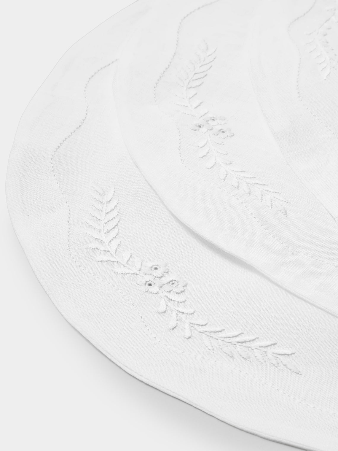 ERI Textiles - | Set of 4 | Classica Hand-Embroidered Linen Placemats - White - ABASK