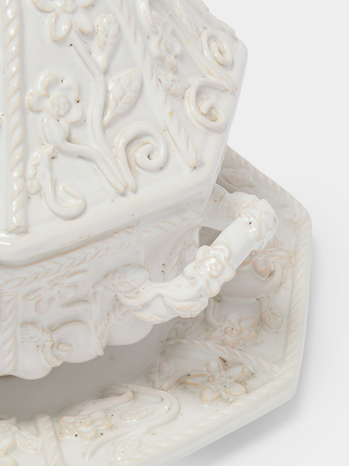 Antique and Vintage - 1920s Émile Tessier Ceramic Soup Tureen with Platter - White - ABASK