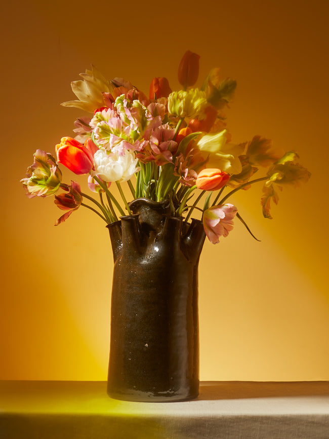 Ali Hewson - Wavy Ceramic Tall Tulipiere -  - ABASK