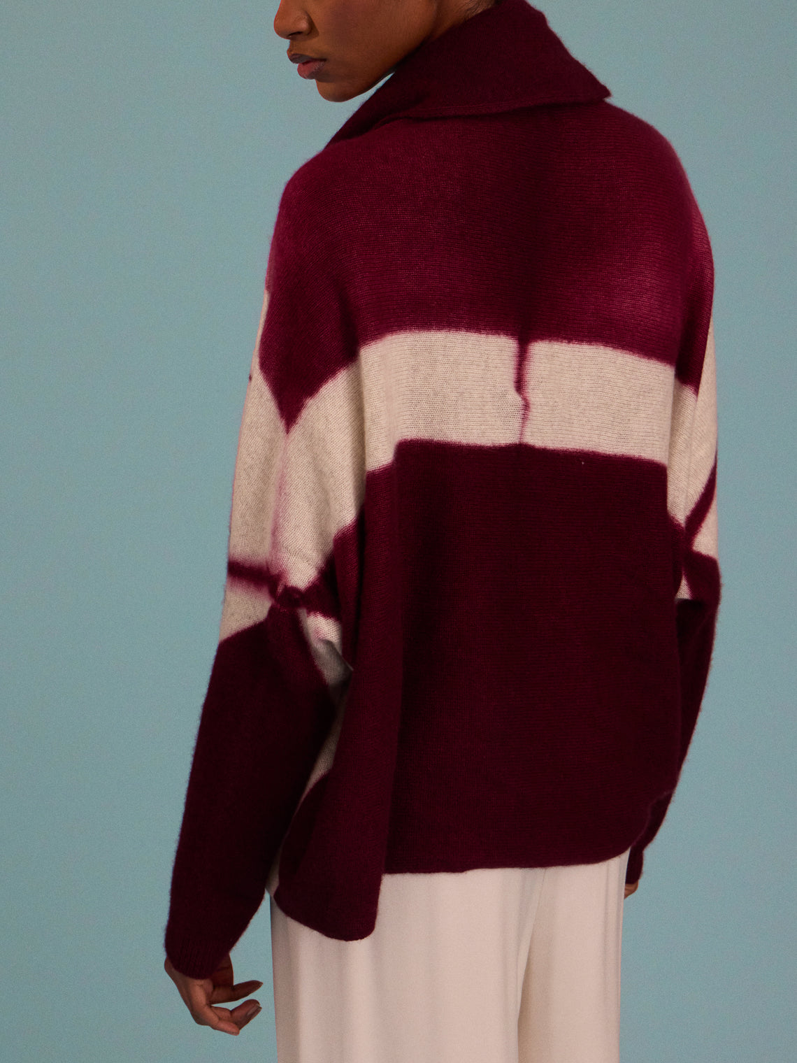 Suzusan - Shibori Cashmere Upside-Down Cape | One Size - Purple - ABASK