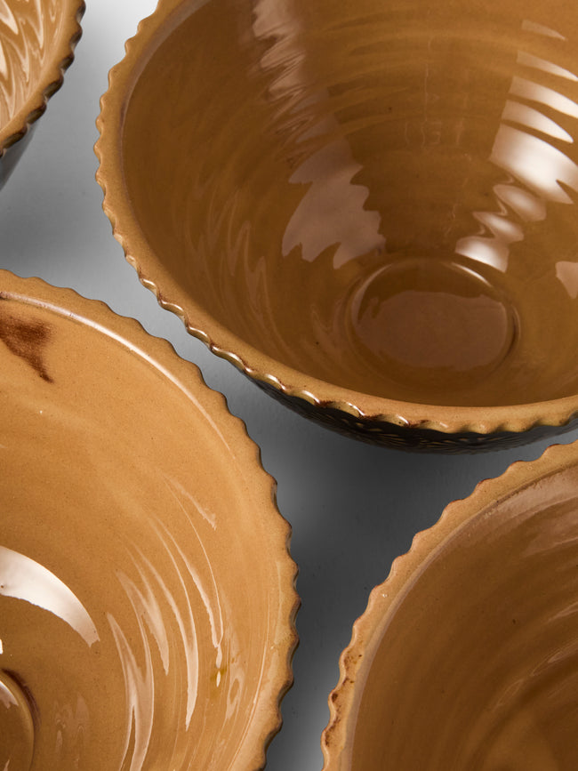 Poterie d’Évires - Flowers Hand-Painted Ceramic Fluted Bowls (Set of 4) - Dark Brown - ABASK