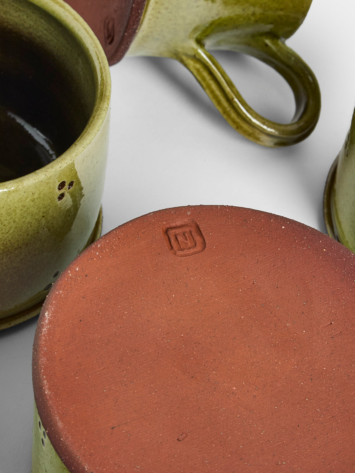 Neville Tatham - Slipware Teacups (Set of 4) - Green - ABASK