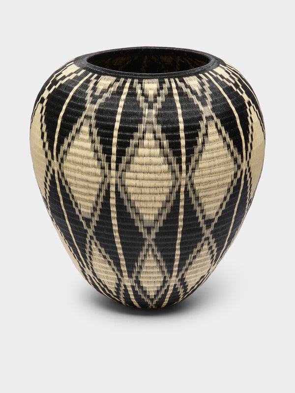 CasaLatina - Diamond Handwoven Werregue Palm Large Basket -  - ABASK - 
