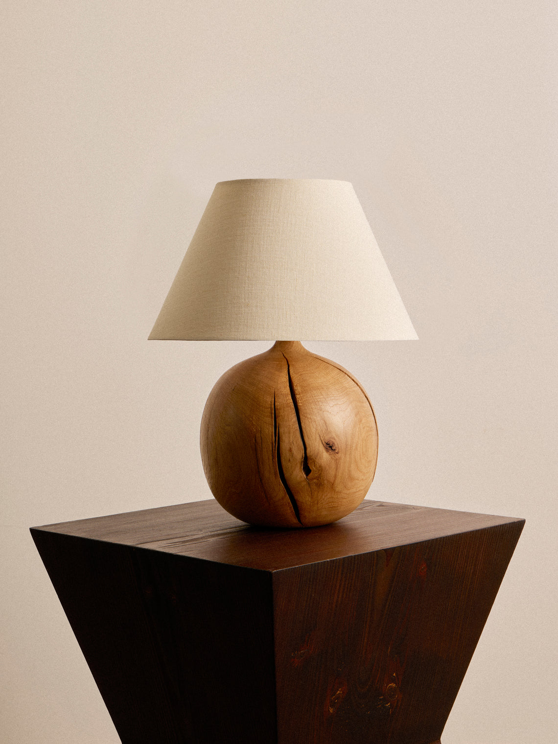 Jamie Gaunt Designs - No. 3 Ball Natural Oak Table Lamp - Natural - ABASK