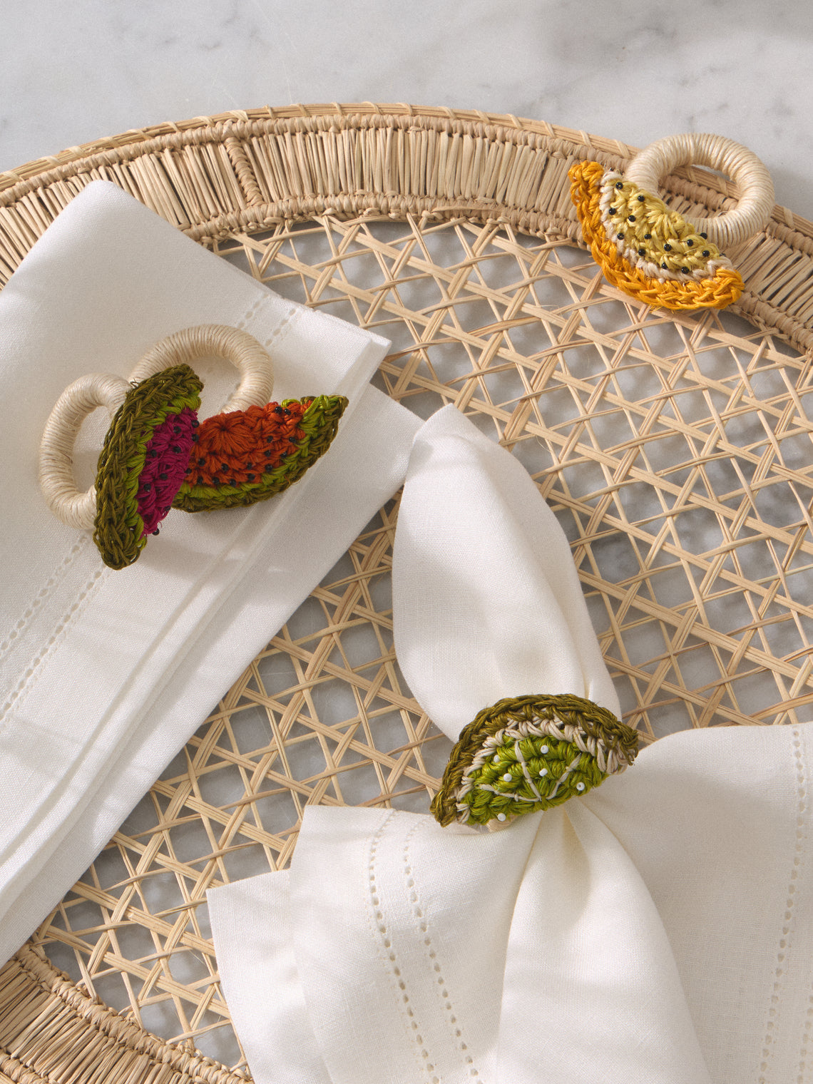 Artesanías del Atlántico - | Set of 4 | Fruits Handwoven Palm Napkin Rings - Multiple - ABASK