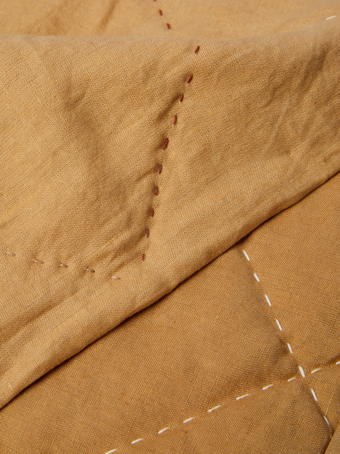 Hand-Embroidered Linen Quilt (79in/2m)