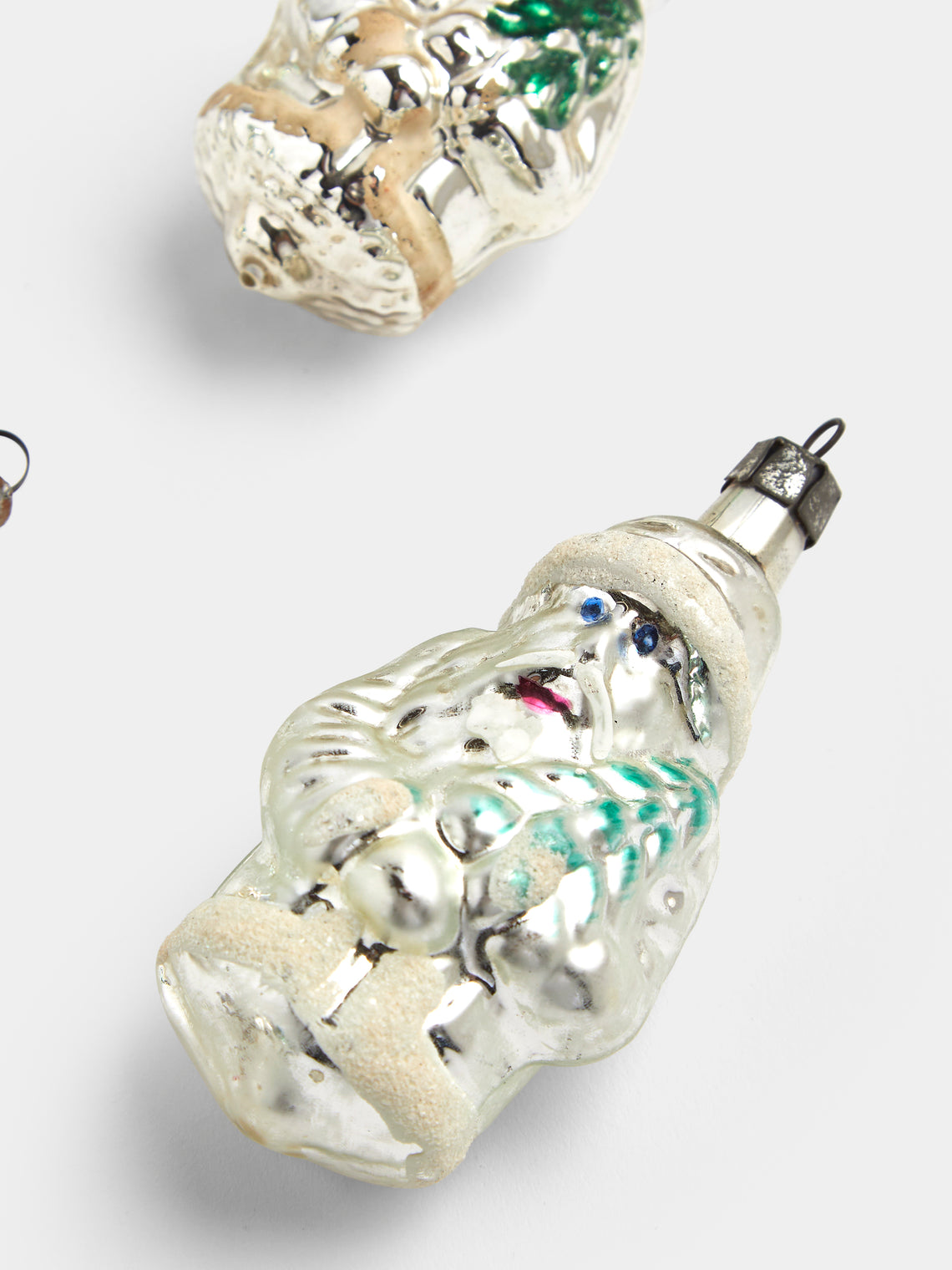 Antique and Vintage - Early-20th-Century Father Christmas Glass Baubles (Set of 8) - Silver - ABASK