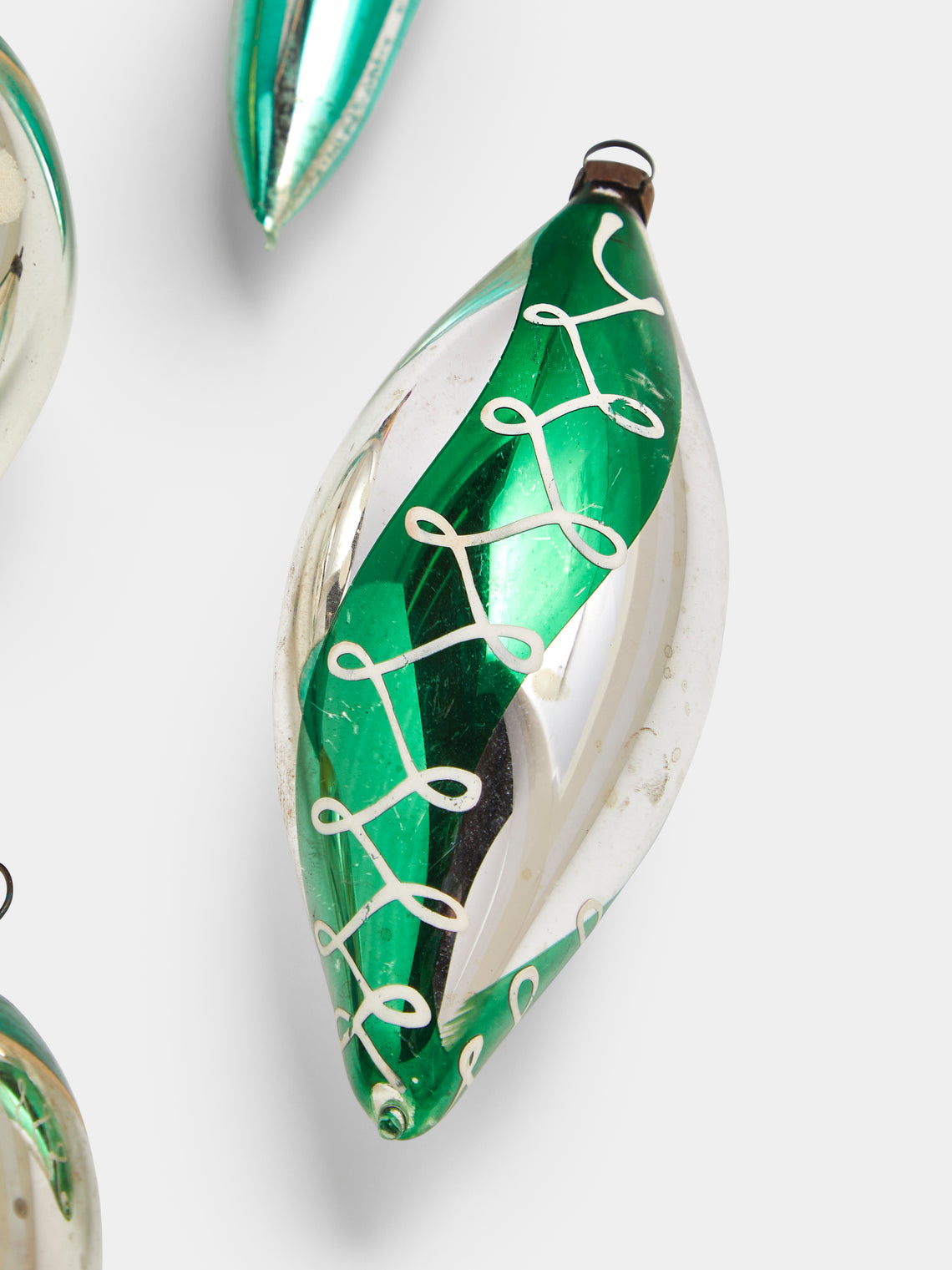 Antique and Vintage - Early-20th-Century Droplets Glass Baubles (Set of 6) - Green - ABASK