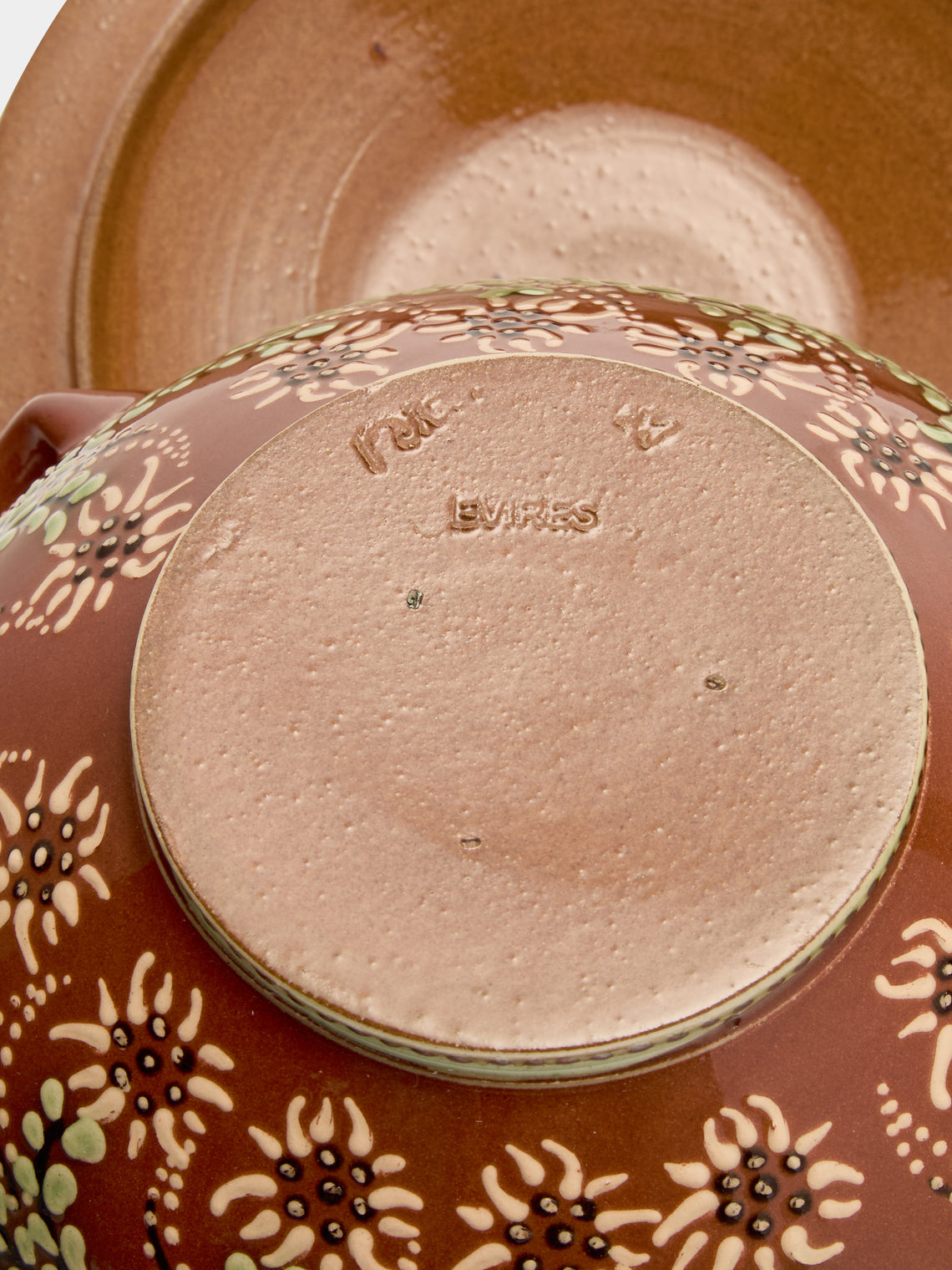 Poterie d’Évires - Flowers Hand-Painted Ceramic Lidded Vegetable Dish - Light brown - ABASK