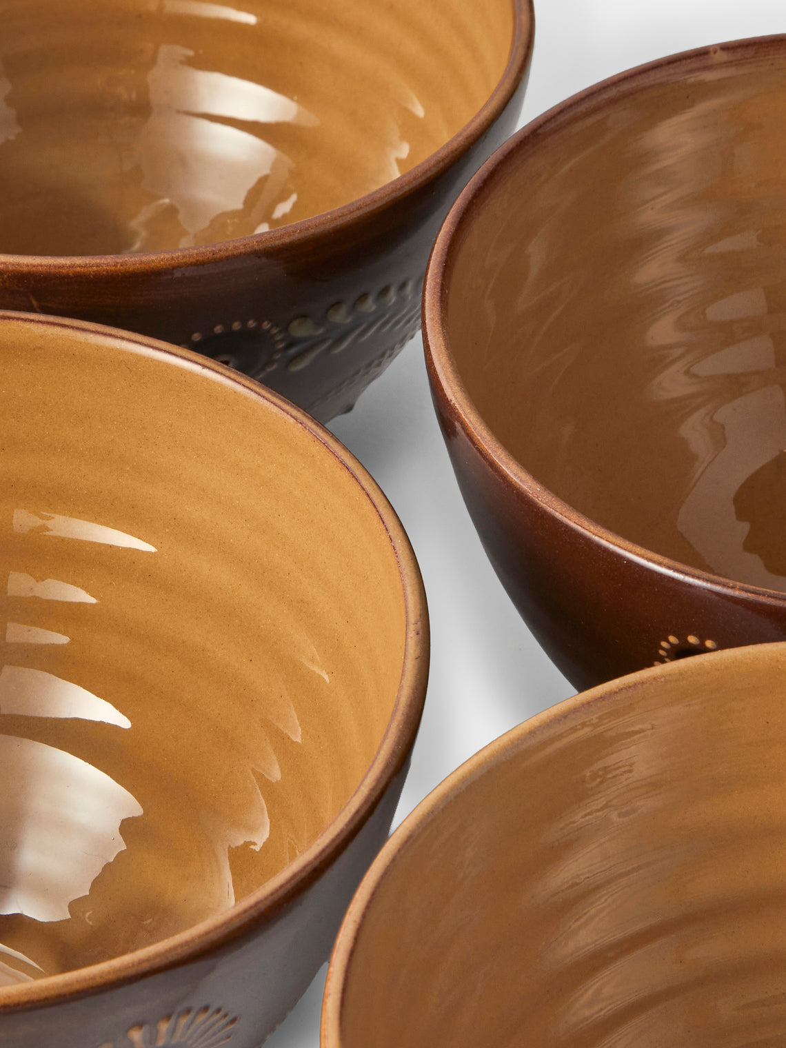 Poterie d’Évires - Flowers Hand-Painted Ceramic Grand Bowls (Set of 4) - Light Brown - ABASK