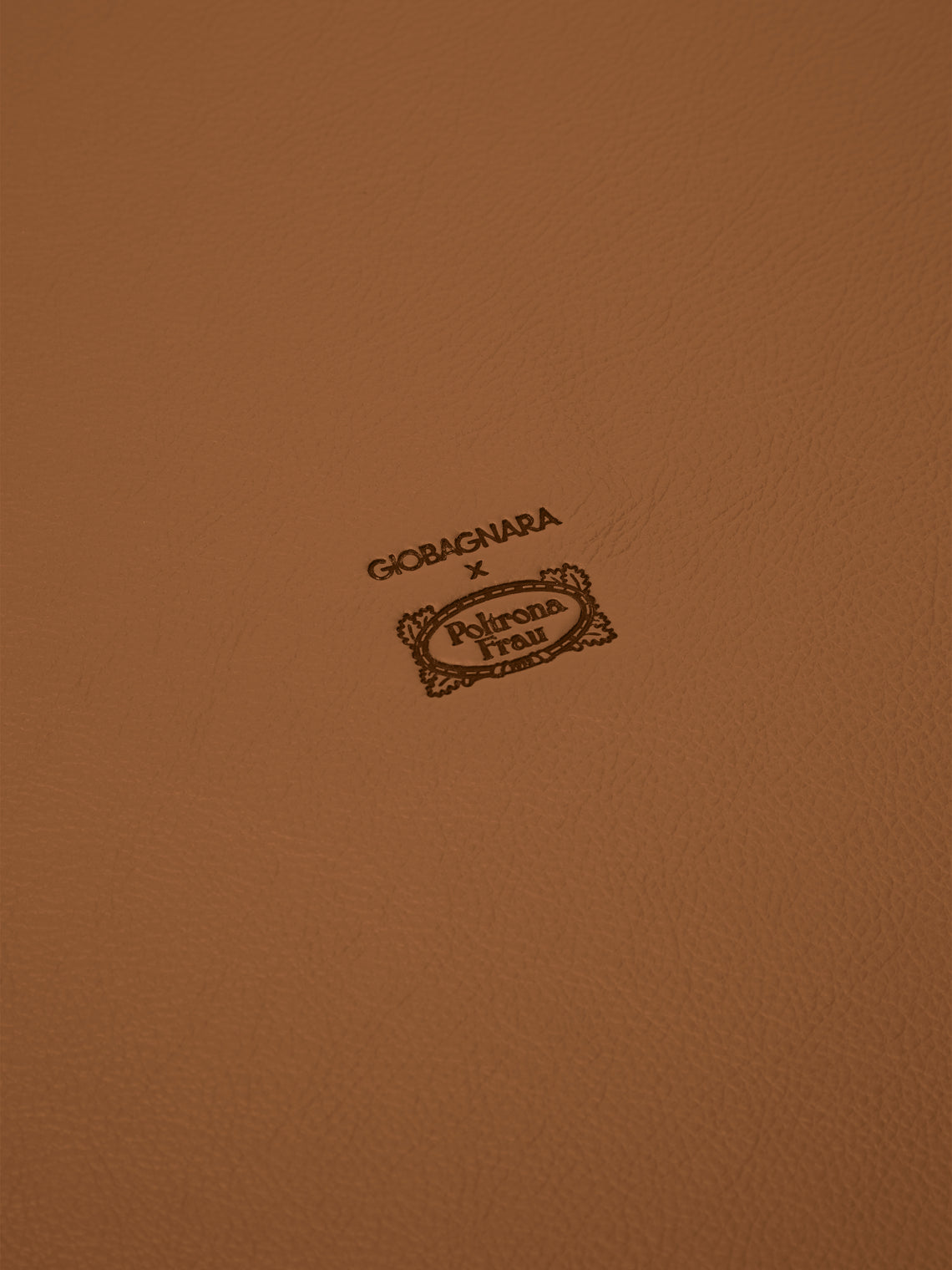 Giobagnara x Poltrona Frau - Walnut and Leather Round Tray (16.5in/42cm) - Tan - ABASK