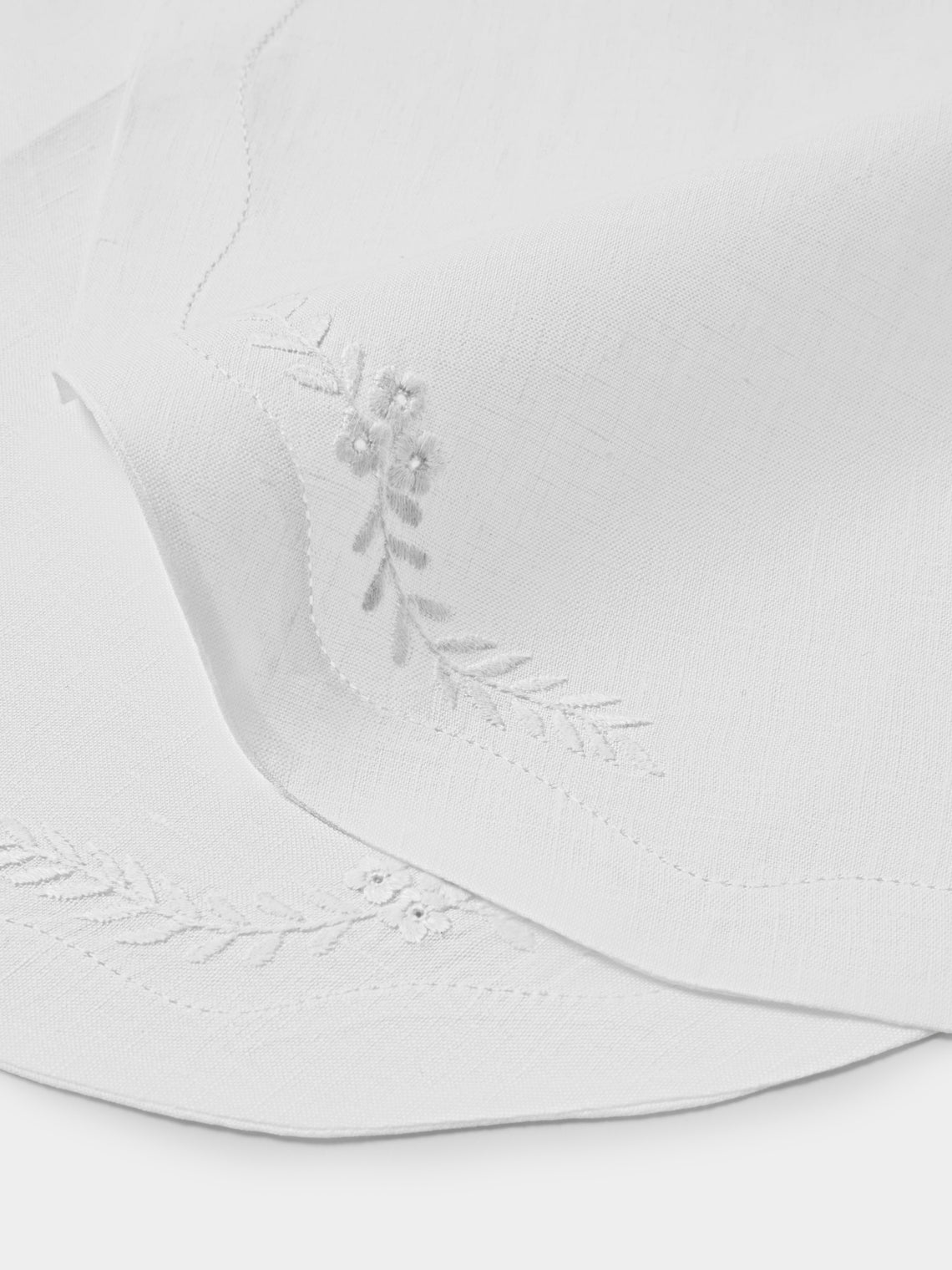 ERI Textiles - | Set of 4 | Classica Hand-Embroidered Linen Placemats - White - ABASK
