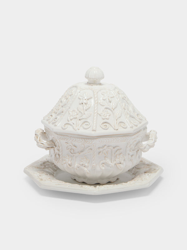 Antique and Vintage - 1920s Émile Tessier Ceramic Soup Tureen with Platter - White - ABASK - 