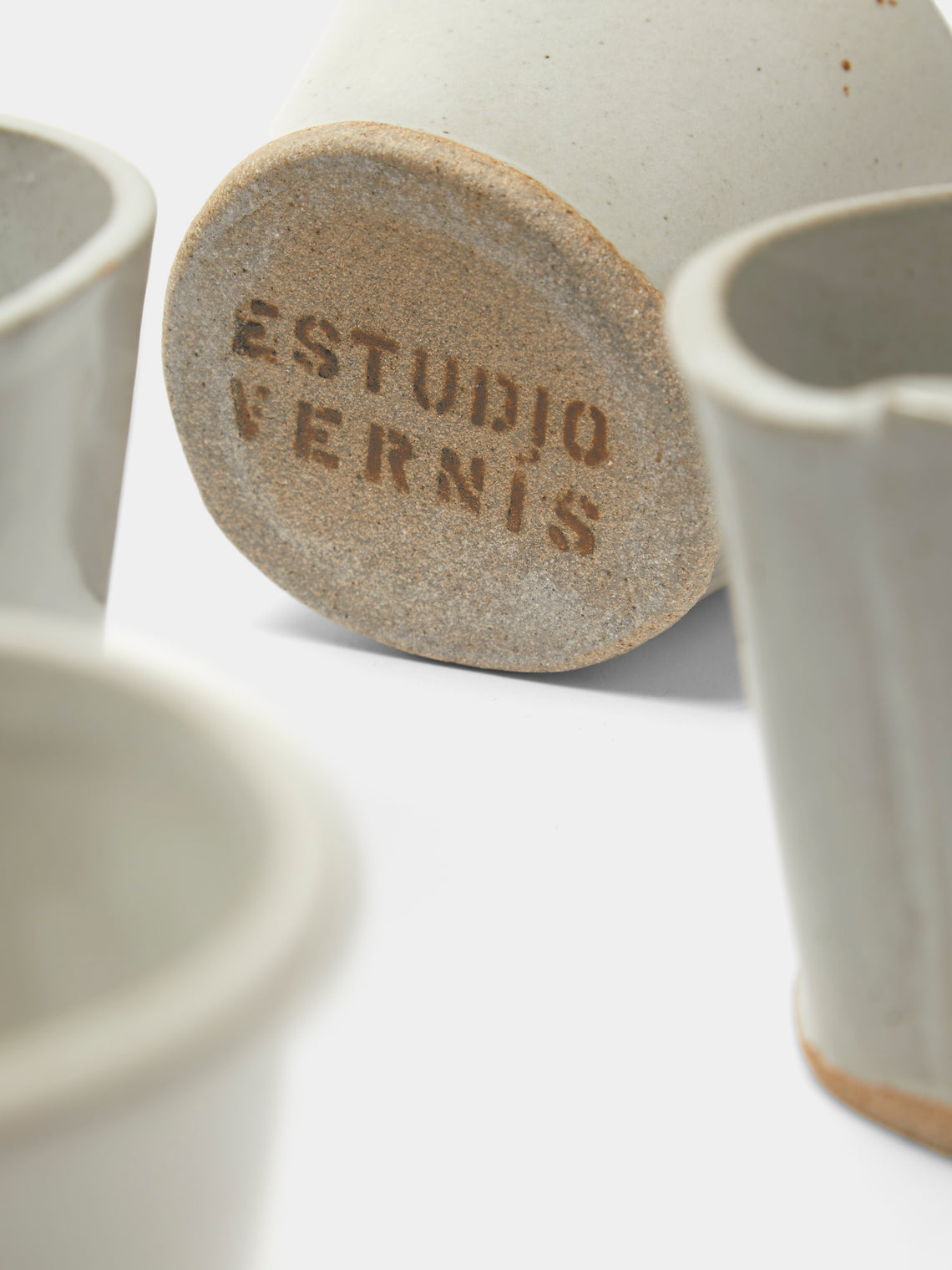 Estudio Vernís - Wood-Fired Stoneware Handleless Mugs (Set of 6) - White - ABASK