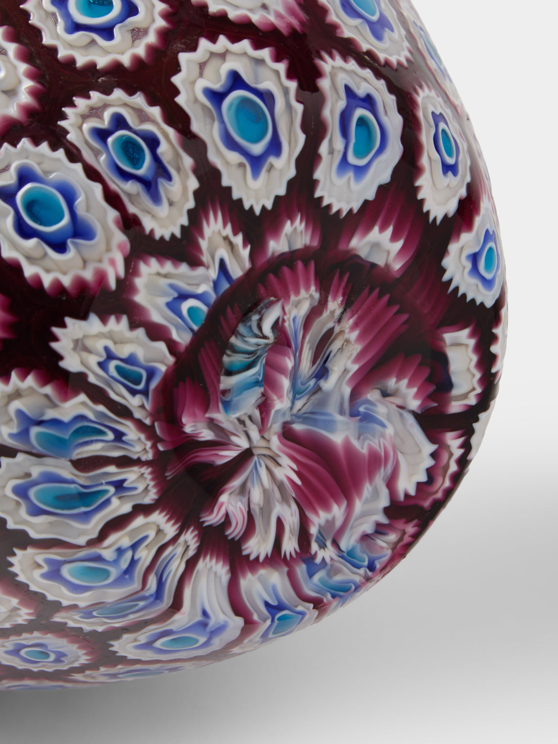 Antique and Vintage - 1950s Barovier Glass Vase (10in/25cm) - Purple - ABASK