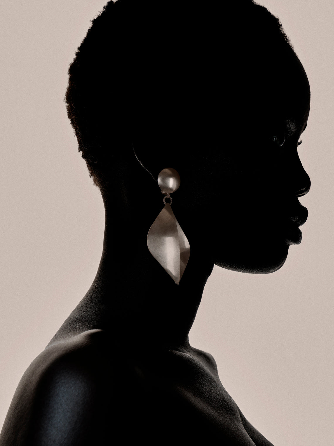 Mahnaz Collection - Vintage 1990 Regitze Overgaard for Georg Jensen Sterling Silver Large Clip-On Earrings - Silver - ABASK