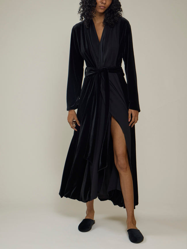 Loretta Caponi - Carla Velvet and Silk Robe - Black - ABASK