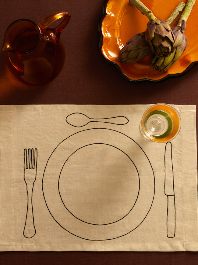 Oeuvres Sensibles - Bistrot Hand-Embroidered Linen Placemats (Set of 4) -  - ABASK