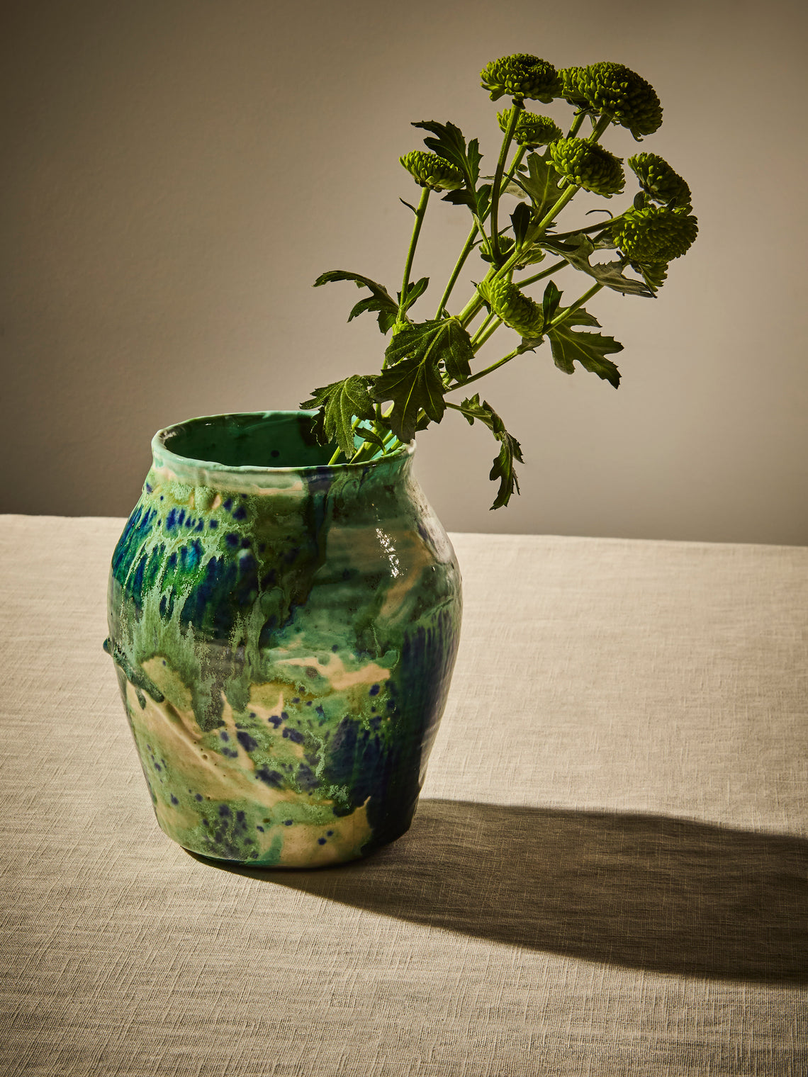 Antique and Vintage - Mid-Century Ceramic Vase (7in/18cm) - Green - ABASK