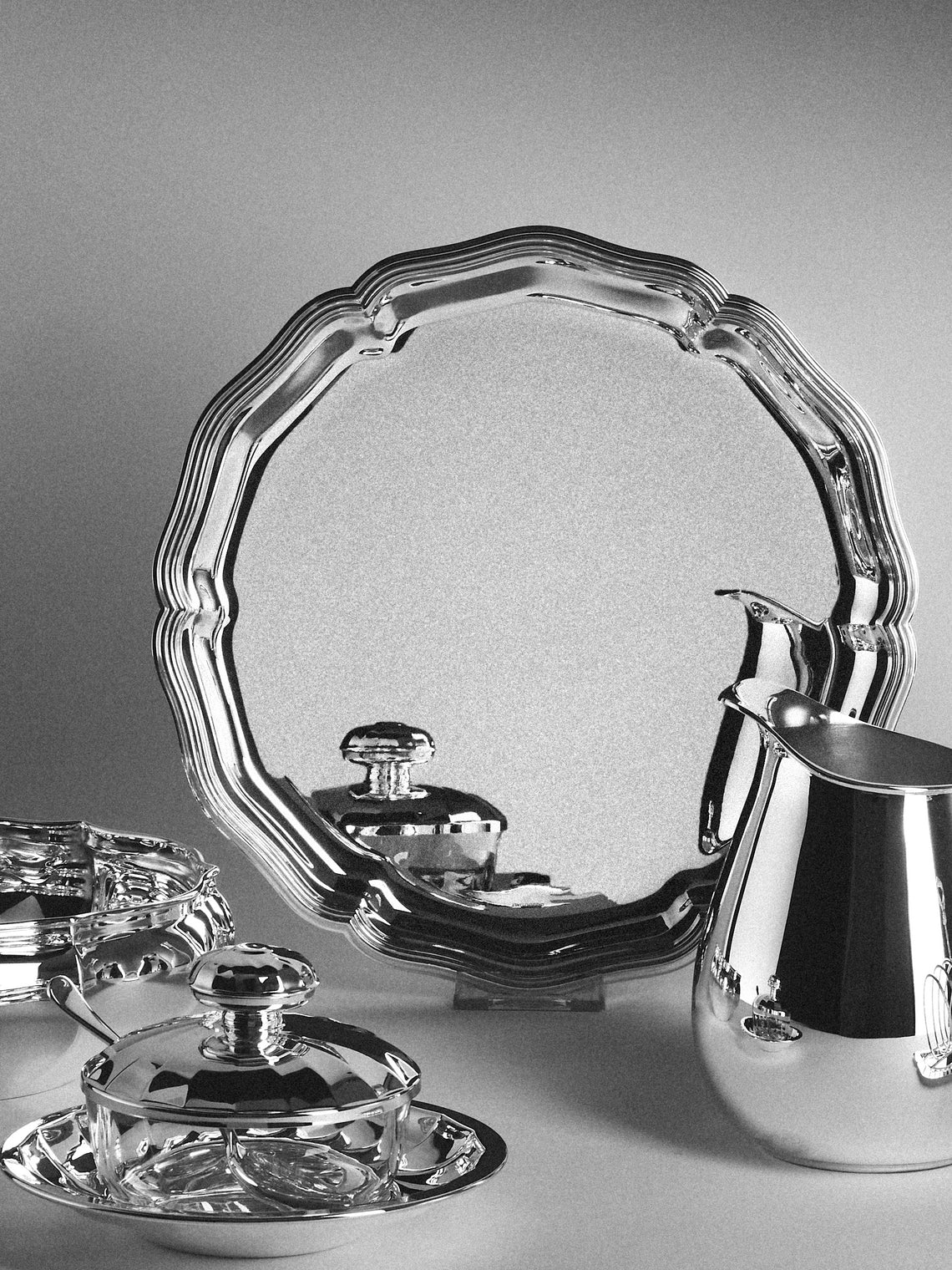Greggio - 700 Silver-Plated Round Tray (12in/30cm) - Silver - ABASK