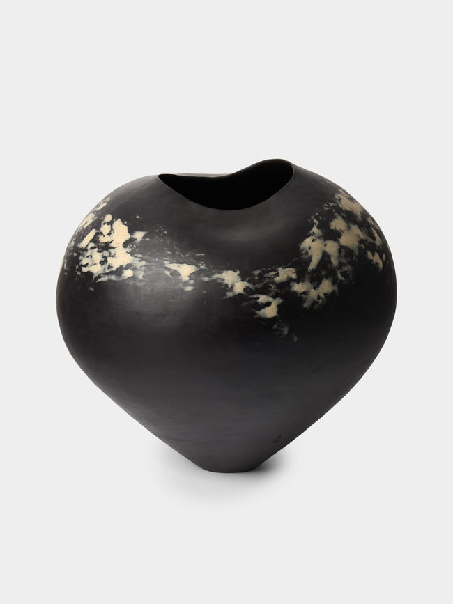Sara Bergami - Hand-Formed Stoneware Vase (15.5in/40cm) - Black - ABASK - 