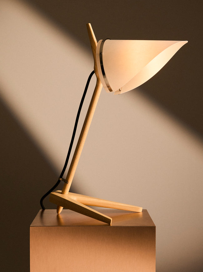 Joe Armitage - Classic Ash Desk Lamp - Brown - ABASK