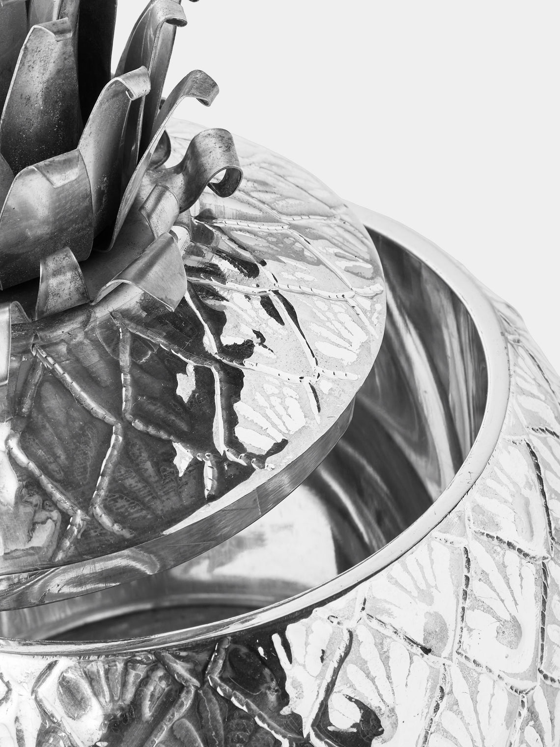 Antique and Vintage - 1950s Silver-Plated Pineapple Ice Bucket - Silver - ABASK