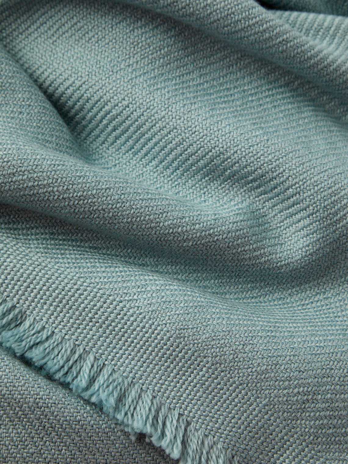 Me & K - Merino Wool and Cashmere King-Size Blanket (106in/2.7m) - Blue - ABASK